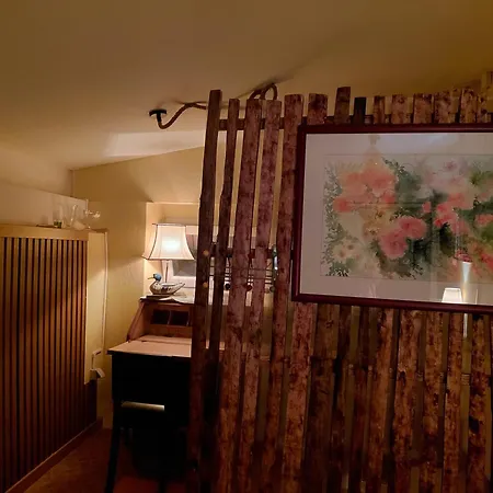 N2 Overlander Apartment